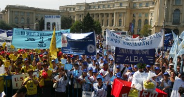 Stire din Social : 10.000 de angajați de la stat ar putea fi disponibilizați în următorii 5 ani