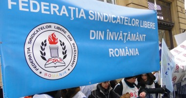 Stire din Cultură-Educație : Profesorii ies în stradă