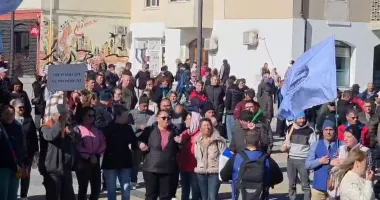 Stire din Economie : Proteste după falimentul Șantierului Naval Damen Mangalia. Angajații au ieșit în stradă