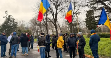 Angajații CT BUS protestează în fața Primăriei Constanța - 2