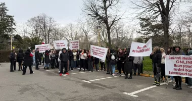 Am trăit să o vedem și pe asta! Constănțenii protestează pentru păstrarea păcănelelor - 2