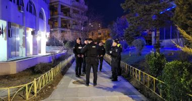 GALERIE FOTO AUR Constanța, protest cu lumânări în fața sediului PSD - 3