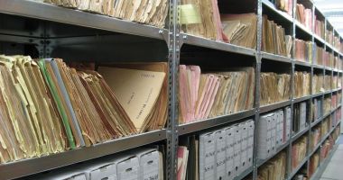 Stire din Social : Angajaţii de la Arhivele Securităţii au intrat în grevă japoneză