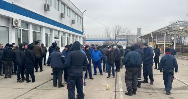 Protest spontan la CT Bus Constanța. Ce îi revoltă pe angajați