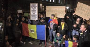 UPDATE Protestul de la București s-a încheiat; mii de oameni au manifestat în Capitală și în mai multe orașe din țară - 2
