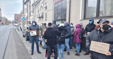 Stire din Politică-Administrație : USR-PLUS Constanța protestează împotriva războiului din Ucraina