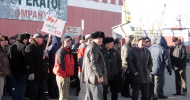 Protestul "mogâldanilor"  din portul Constanța - 4