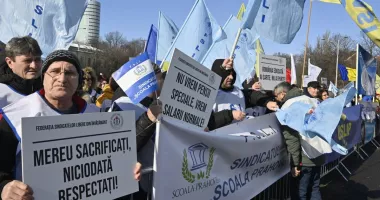 Stire din Actualitate : Confederaţiile sindicale organizează joi un protest la Cotroceni