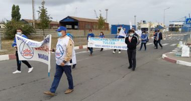 Protestatarii de la ușa companiei CSCT au obținut prima victorie - 4