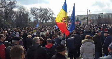 Stire din Actualitate : Trei mitinguri în Chișinău, înainte de alegerile locale