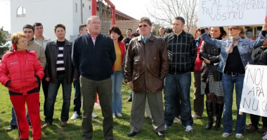 Stire din Politică-Administrație : Referendum la Costinești, pe tema exploatării gazelor de șist