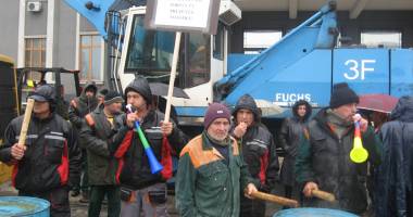 Protest cu mii de decibeli la Gara Maritimă - 6