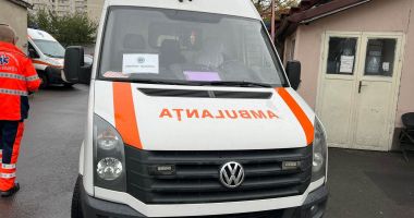 Stire din Social : Ambulanţierii ies în stradă. Toate ambulanţele vor afişa mesajul „protest naţional”