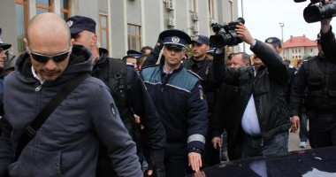 Doar polițiștii și jandarmii mai muncesc la administrația portului Constanța - 2