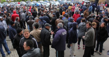 Stire din Economie : PORTUL CONSTANȚA AR PUTEA FI PARALIZAT / Greviștii fierb în suc propriu