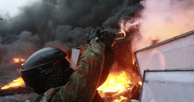 Stire din Actualitate : Primarul Kievului, DEMISIE din partid, în urma băii de sânge