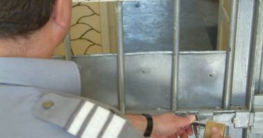 Stire din Eveniment : Gardienii  de la Penitenciarul Poarta Albă  se pregătesc  de protest