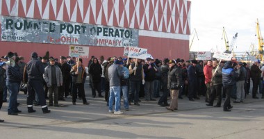 Taxa de barieră divide sindicatele portuare în "luptători" și "trădători" - 2