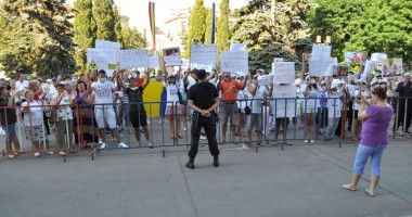 "Băsescu a învățat, nu a plagiat!" - 5