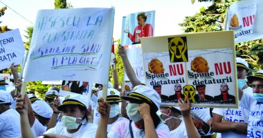 "Băsescu a învățat, nu a plagiat!" - 6