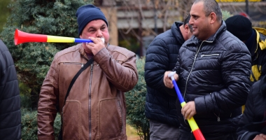 GALERIE FOTO / Proteste la Prefectură. Dumitru Costin, liderul BNS, a condus acțiunea de la Constanța - 4