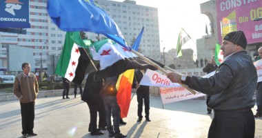 Protest în fața Casei de Cultură - 3