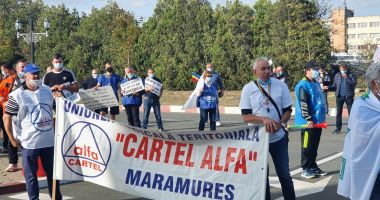 Protestul împotriva conducerii CSCT se mută din port la Prefectura Constanța - 2