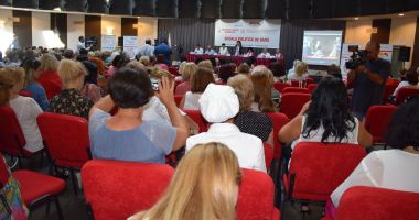 Premierul Dăncilă: Nu mă intimidează jignirile