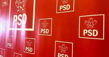 Stire din Politică-Administrație : PSD: Un premier care și-a pierdut sprijinul politic alege singurul gest de onoare - demisia