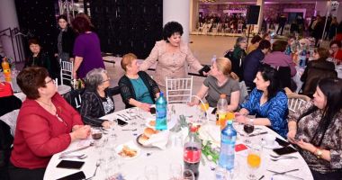 Peste 900 de membre ale PSD Constanța au sărbătorit Ziua Femeii la un restaurant din stațiunea Mamaia - 7