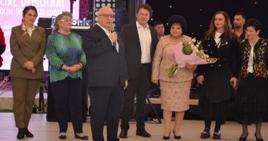 Peste 900 de membre ale PSD Constanța au sărbătorit Ziua Femeii la un restaurant din stațiunea Mamaia - 8