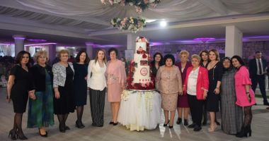Peste 900 de membre ale PSD Constanța au sărbătorit Ziua Femeii la un restaurant din stațiunea Mamaia - 4