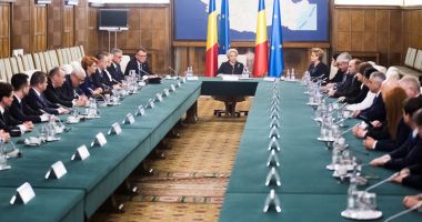 Stire din Politică-Administrație : PSD Constanța, cu ochii pe remanierea Guvernului. "Avem oameni de valoare, vom cere portofolii"