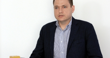 Stire din Politică-Administrație : Mircea Dobre susține că nu există întârzieri la Ministerul Turismului. "Aștept ședința CExN al PSD"