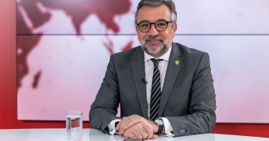 Stire din Politică-Administrație : Lucian Romașcanu: "Executivul s-a ales cu o moțiune  de cenzură care îi va fi fatală"
