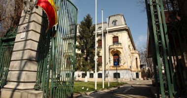 Stire din Actualitate : Liderii PSD, reuniți de urgență la Vila Lac. Ce decizii vor lua privind noul guvern și propunerea de premier