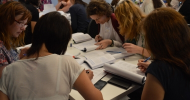 Stire din Sănătate : Psihologi care lucrează cu bolnavii cronici, instruiți la Constanța