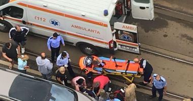 GALERIE FOTO / Bărbat înjunghiat în stradă în București - 2