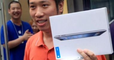 Calvarul prin care trece acum adolescentul care și-a vândut un rinichi ca să își cumpere iPhone