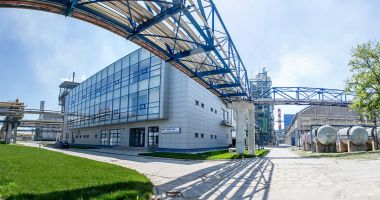 Stire din Economie : Gigantul îngrășămintelor de la noi își suspendă activitatea