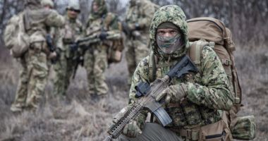 Stire din Actualitate : Asasini trimişi de Putin, pe urmele lui Zelensky! Peste 400 de mercenari, pregăţiţi să-l asasineze pe preşedintele ucrainean