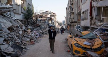 Stire din Actualitate : Cutremure în Turcia şi Siria. Persoane în viaţă scoase de sub ruine, în pofida şanselor reduse de supravieţuire
