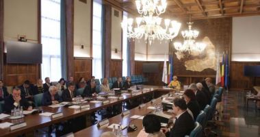 Stire din Politică-Administrație : Ședință de guvern. Ce figurează pe ordinea de zi
