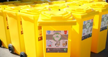 GALERIE FOTO / Străzile pe care se distribuie astăzi pubelele galbene - 2
