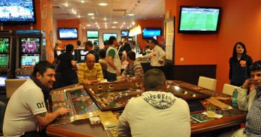 Stire din Diverse : Lovitura SECOLULUI la pariuri. JACKPOT de jumătate de MILIARD, câștigat cu 2 RON