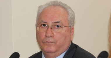 Stire din Politică-Administrație : Ce a făcut senatorul Puiu Hașotti pentru Constanța în cei patru ani de mandat