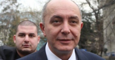 Stire din Monden : Cine este miliardarul român care a divorțat de nevastă pentru amantă?