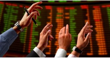 Stire din Economie : Topul celor mai tranzacționate companii de pe piața de capital