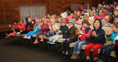 Stire din Cultură-Educație : "Punguța cu doi bani", la Teatrul pentru Copii