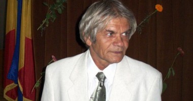Stire din Social : Cercetătorul care a prezis seismul din '77: "România va fi lovită în 2013 de un cutremur puternic"